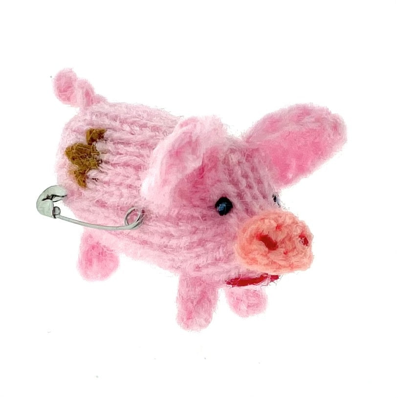 Broche, gebreid varkentje, zachtroze gevlekt